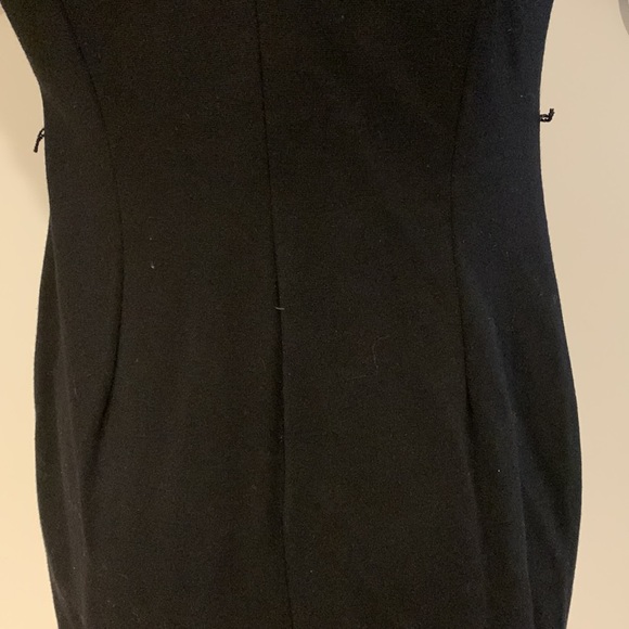 Calvin Klein - solid black sleeveless ruffled dress, size 4 - Picture 6 of 7